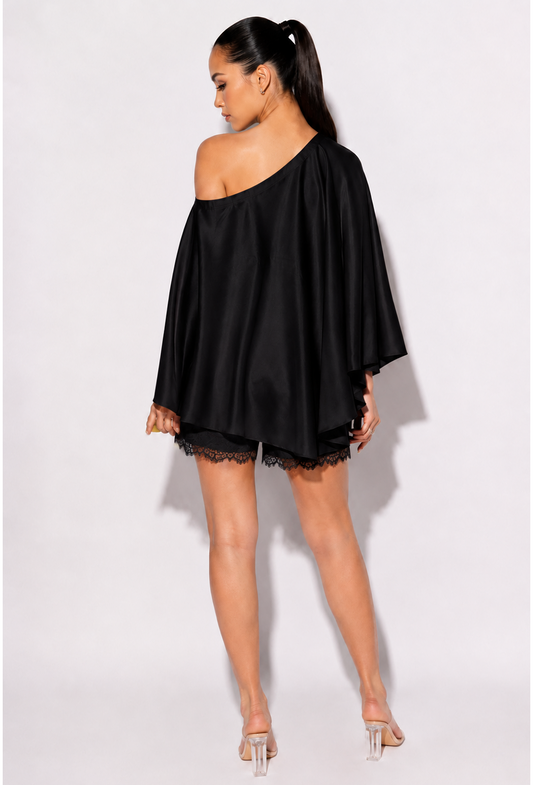 The Élan noir drape set