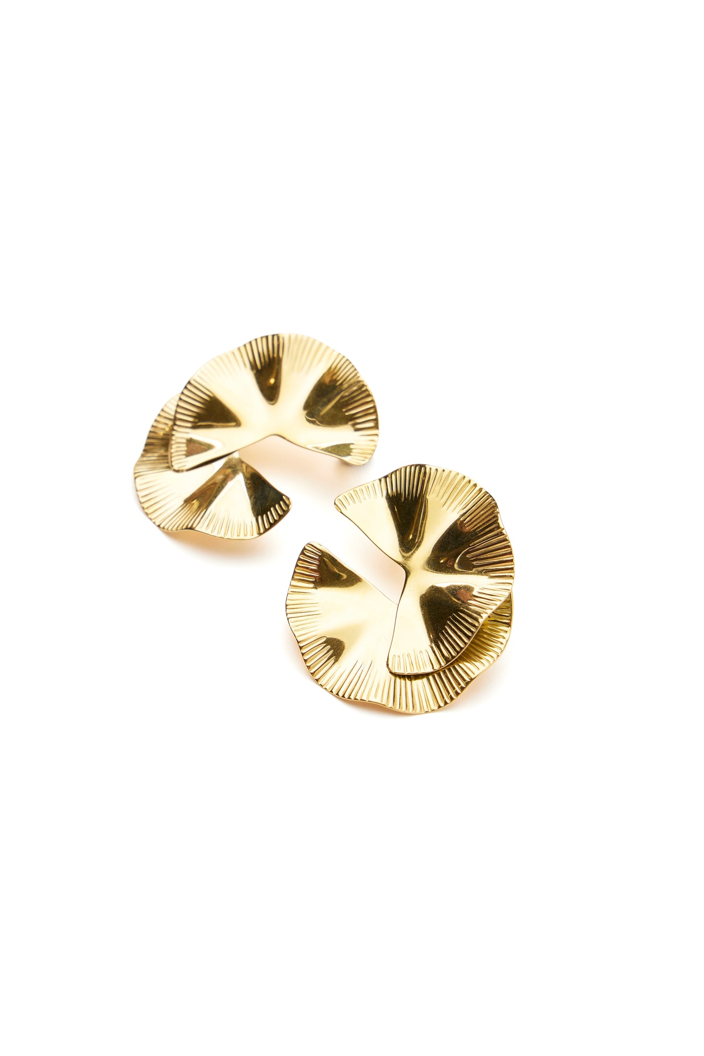 Golden flower earrings