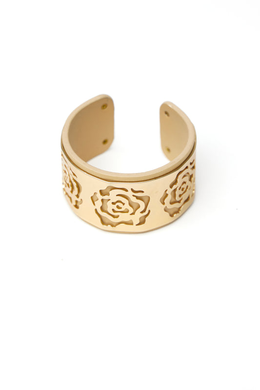 Twisted gold Cuff