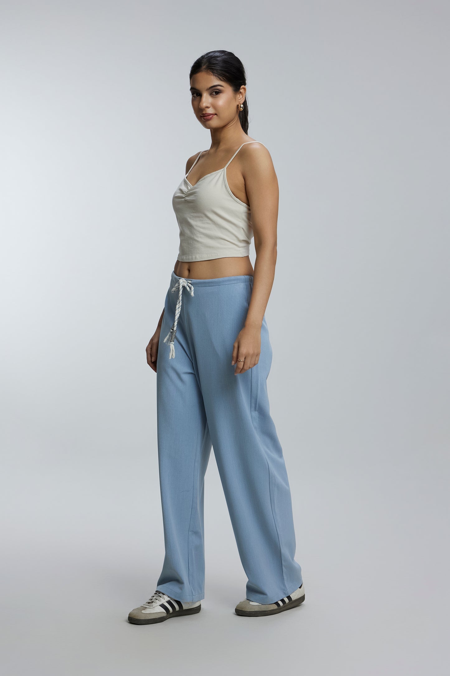 Loose Pants with Smart Strings