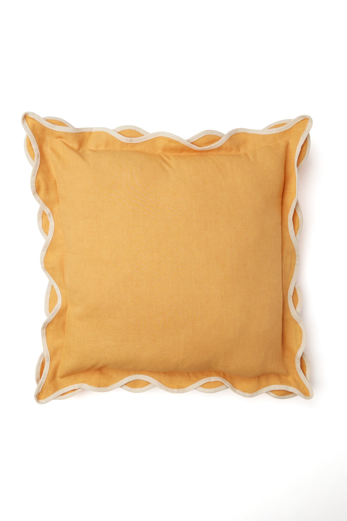 Cushion cover with arched flanges