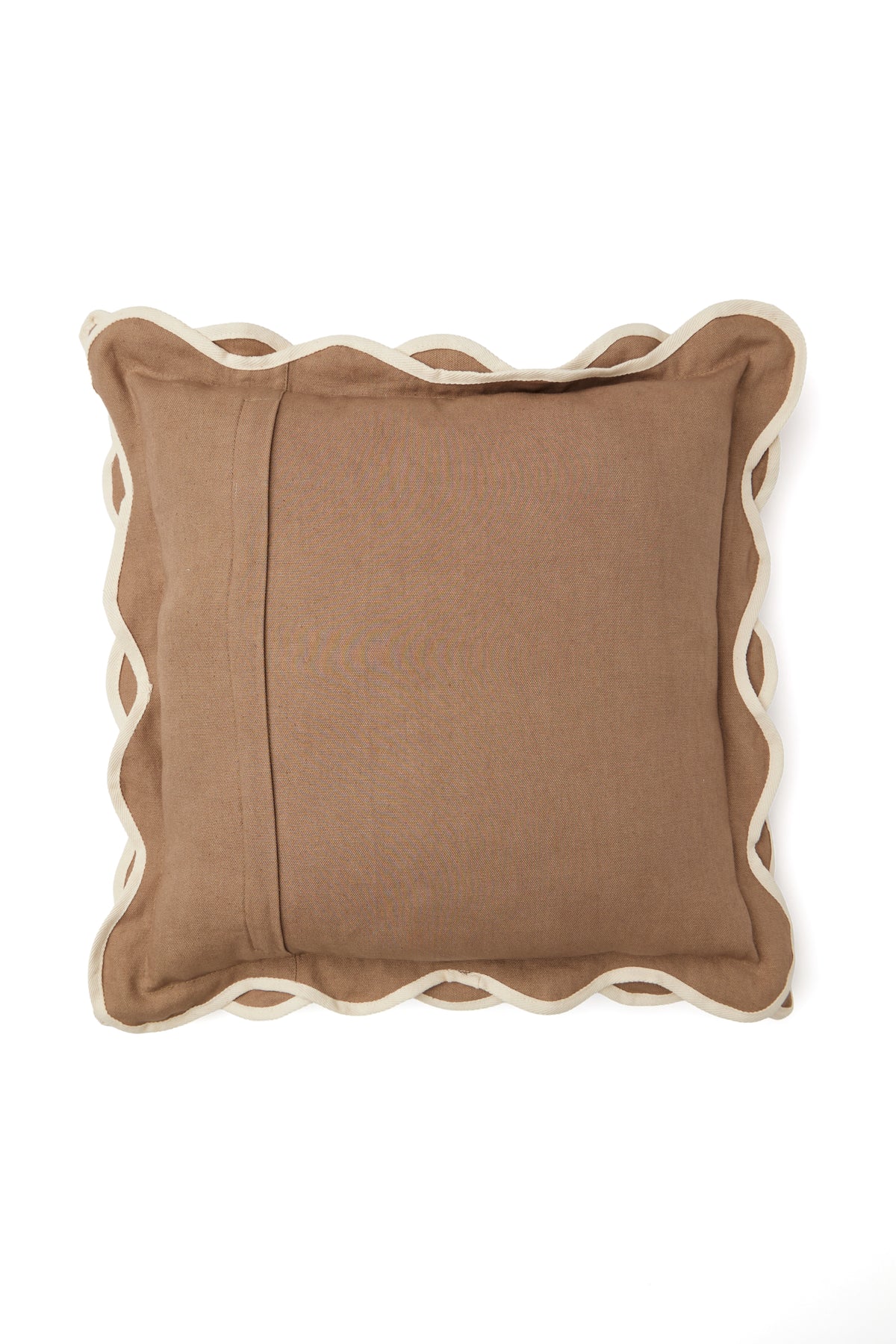 Cushion cover with arched flanges