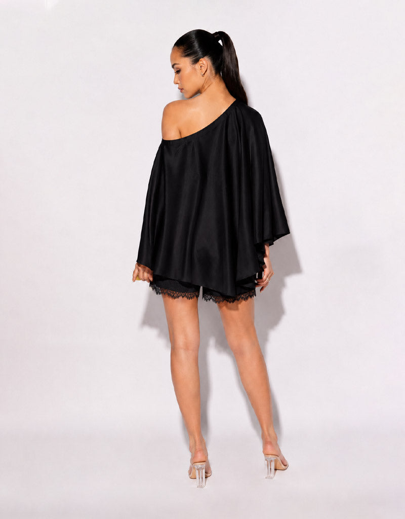 The Élan noir drape set